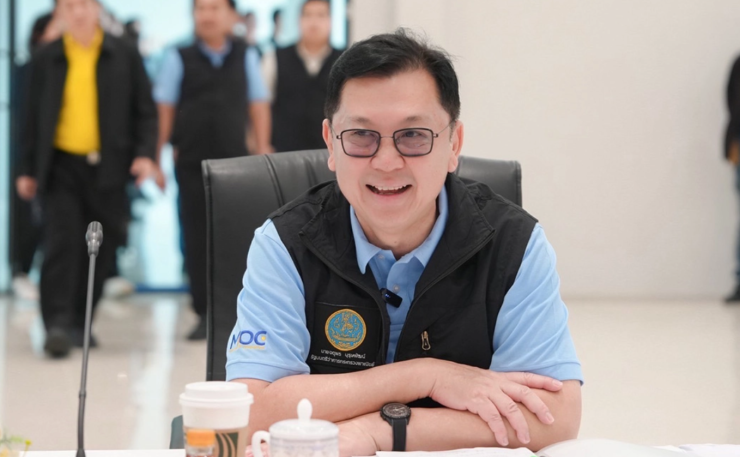 จตุพร-สุชาติ นำพาณิชย์ลงพื้นที่จันทบุรี ผนึกกำลังทุกภาคส่วน เร่งแก้ปัญหาลำไย-ค้าชายแดน-แรงงาน พร้อมด - fahbvip